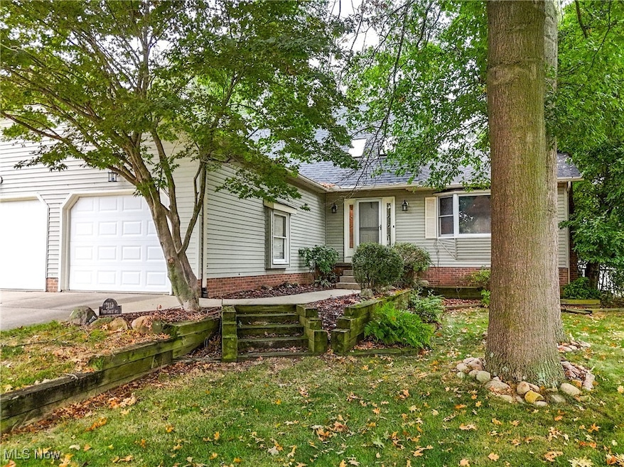 2119 Field Circle Ave, Akron, OH 44312 - photo 1