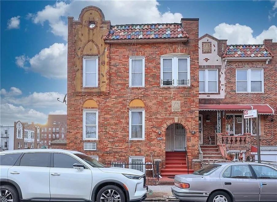 For Rent $3,998/month • Co-Listing Agent