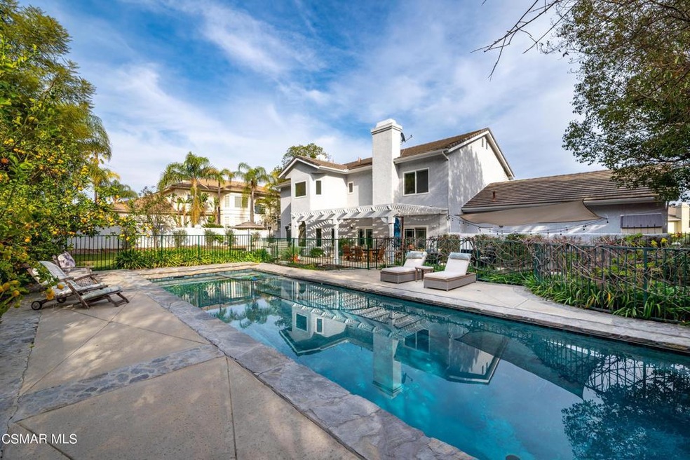 Sold $2,305,000 • Co-Listing Agent