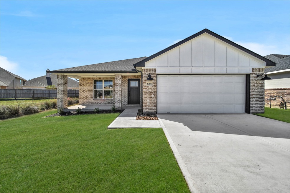 10175 Cabo Del Sol Dr, Cleveland, TX 77327 - photo 1