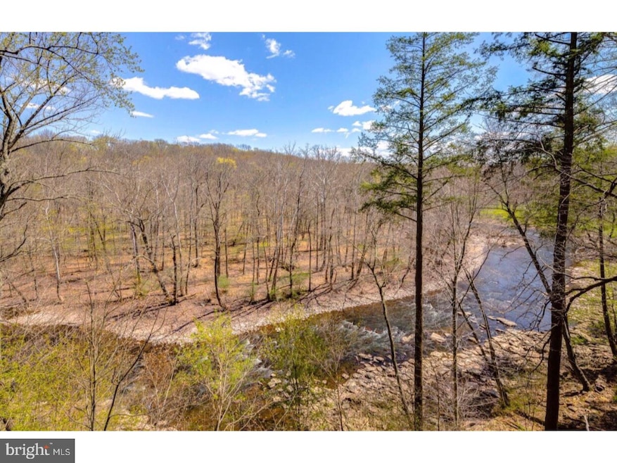 7055 Stump Rd unit 3, Pipersville, PA 18947 - photo 1