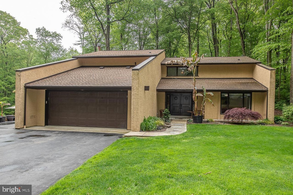 8 Running Brook Rd, Glen Mills, PA 19342 - photo 1