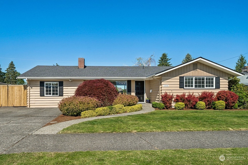 1446 Garfield St, Enumclaw, WA 98022 - photo 1