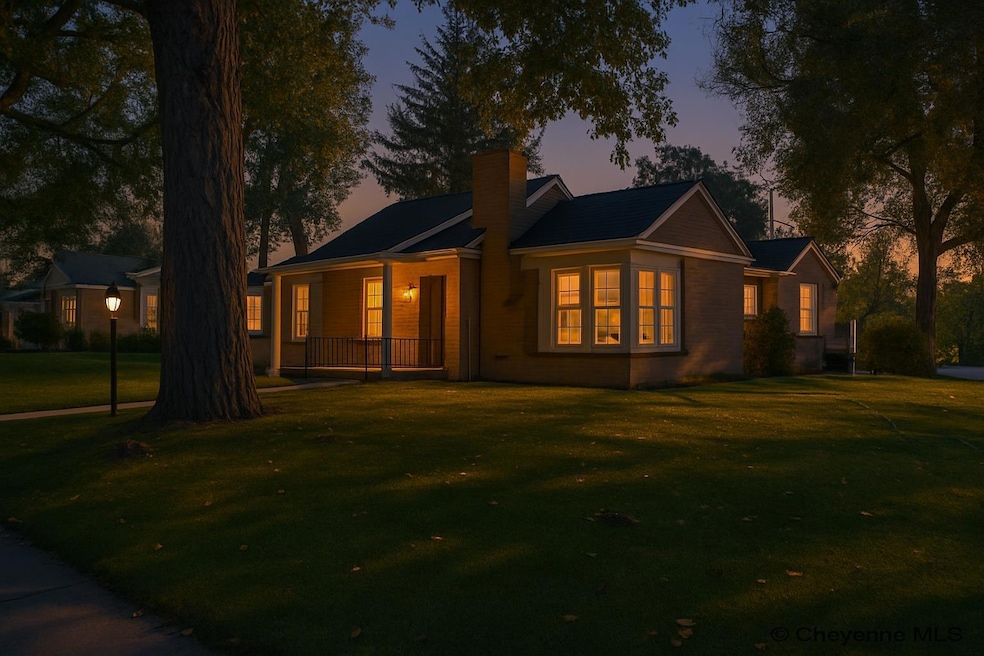 429 W 5th Ave, Cheyenne, WY 82001 - photo 1
