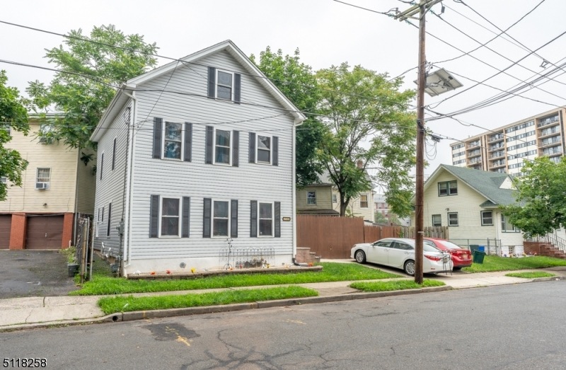 270 Adams St, Rahway, NJ 07065 - photo 1