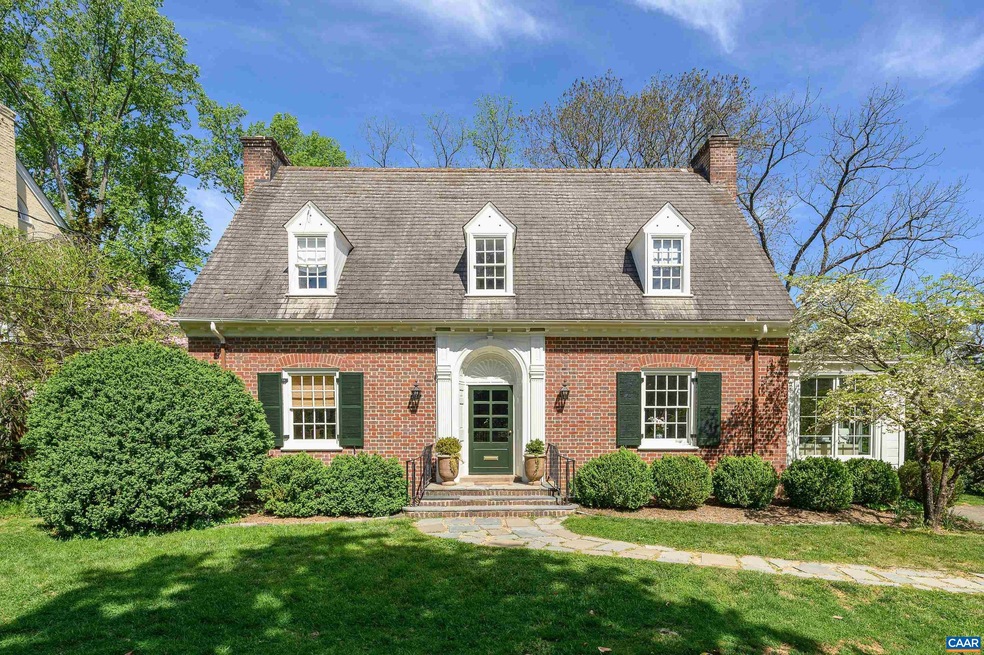 921 Rugby Rd, Charlottesville, VA 22903 - photo 1