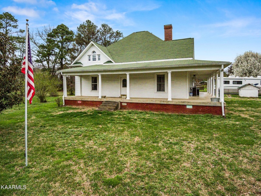 01-705-Highland-View-Dr-Knoxville-TN-1