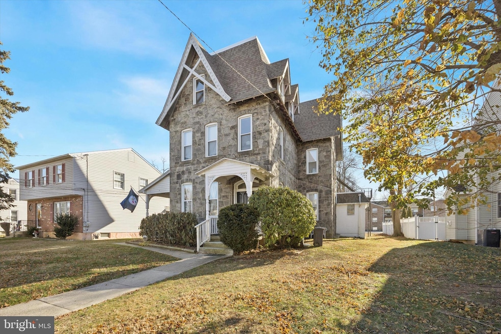 222 Henderson Ave unit 3, Ridley Park, PA 19078 - photo 1