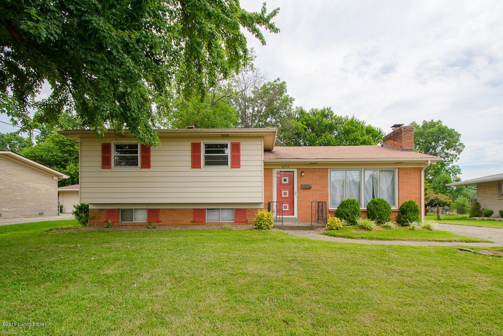 Welcome to 8703 Cottingham Way!