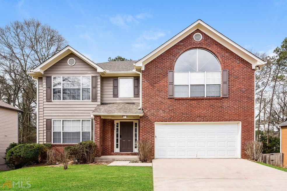 8206 Mahogany Ln, Lithonia, GA 30058 - photo 1