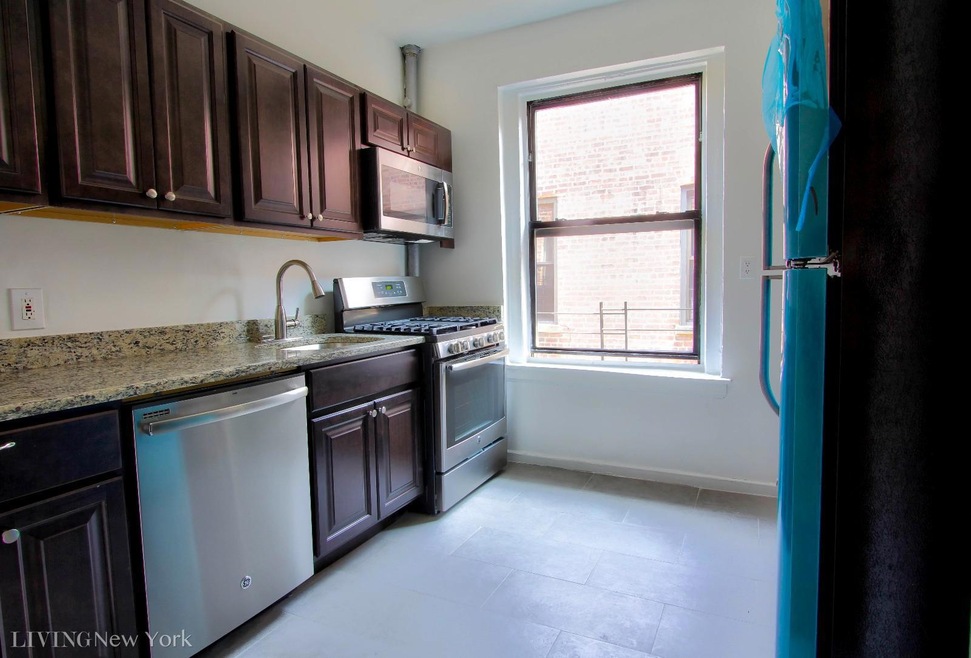 2 Ellwood St unit 6N, New York, NY 10040 - photo 1