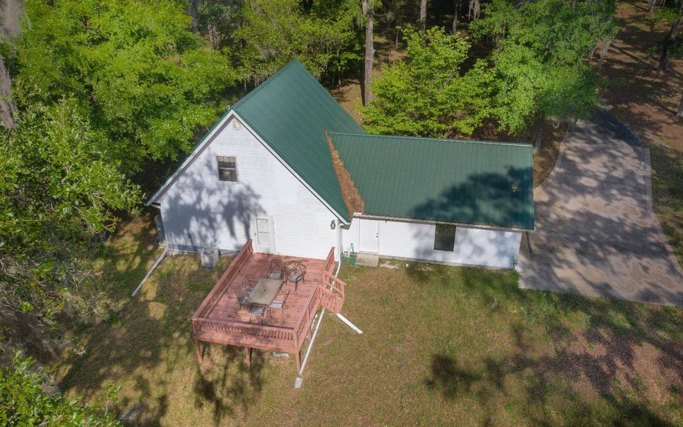 555 NW Lona Loop, Lake City, FL 32055 - photo 1