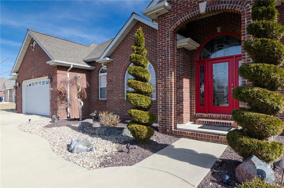 4948 Autumn Oaks Dr, Maryville, IL 62062 - photo 1