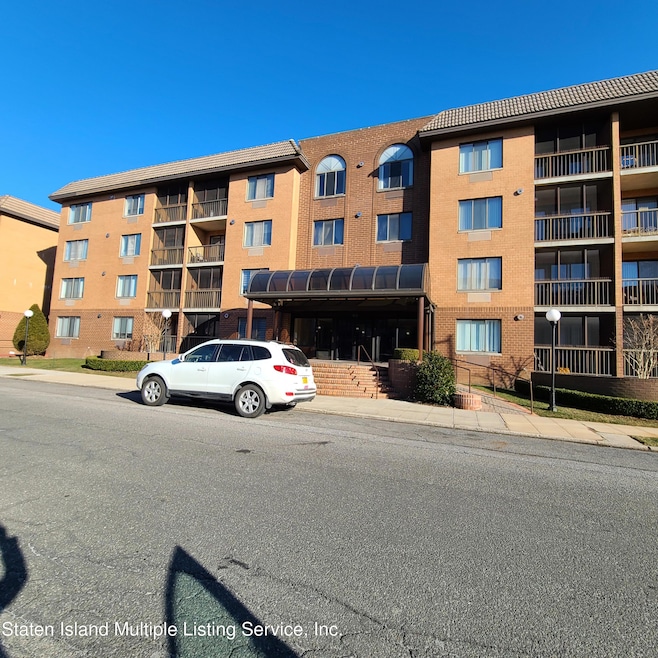 Chestnut Hill at Essex Park unit 3D, Staten Island, NY 10314 - photo 1