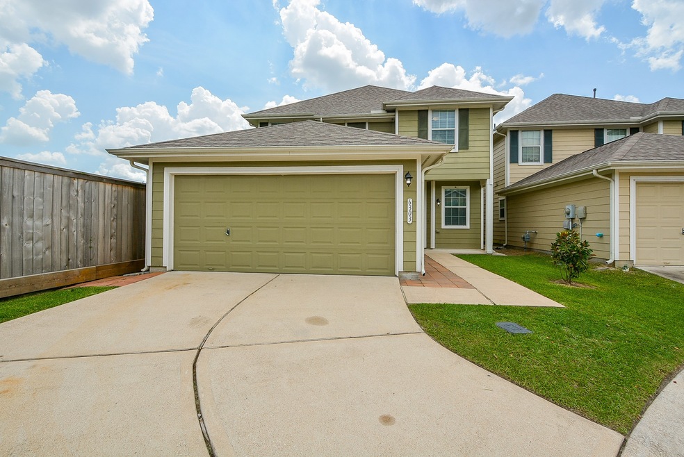 6303 Wilshire Fern, Houston, TX 77040 - photo 1