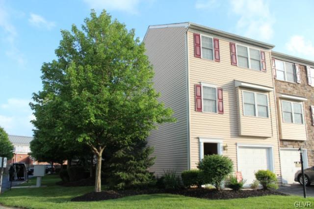 2142 East Blvd unit 15, Bethlehem, PA 18017 - photo 1