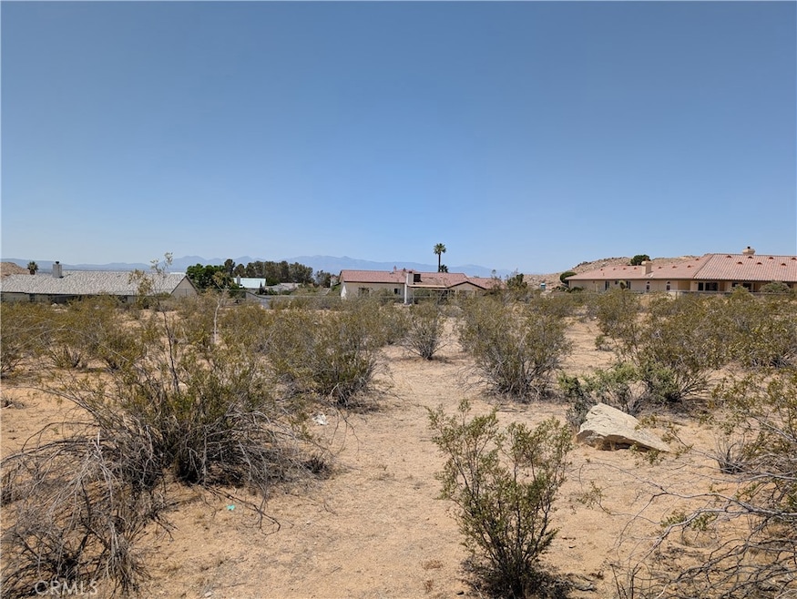 0 Wato Parcel #0473-232-01 Rd unit HD25117914, Apple Valley, CA 92307 - photo 1