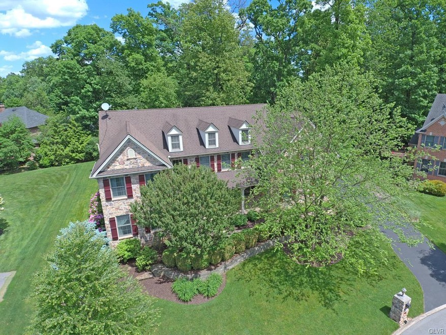 275 Sylvia Ln, Allentown, PA 18104 - photo 1