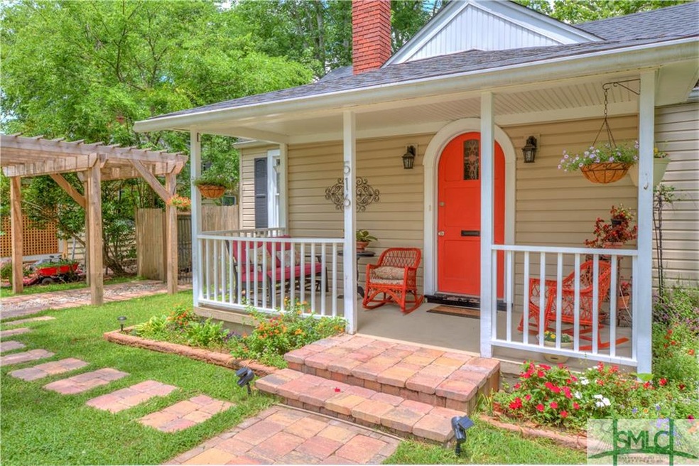 516 E 54th St, Savannah, GA 31405 - photo 1