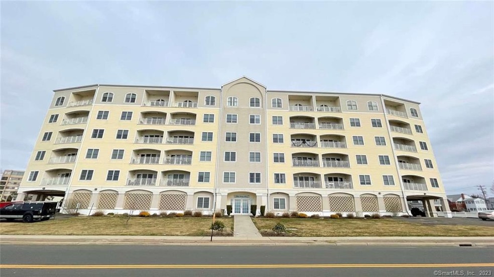 343 Beach St unit 602, West Haven, CT 06516 - photo 1