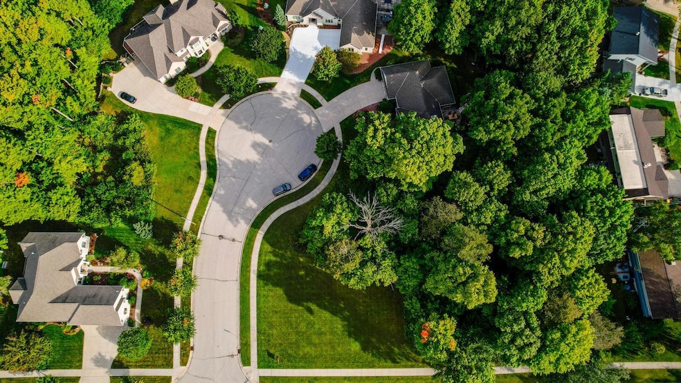 Drone 2 West Bend land