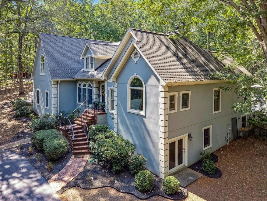 For Sale $679,900 • Co-Listing Agent