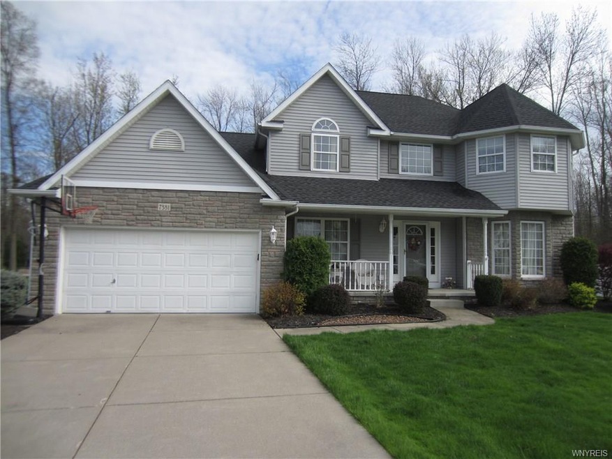 7381 Winbert Dr, North Tonawanda, NY 14120 - photo 1