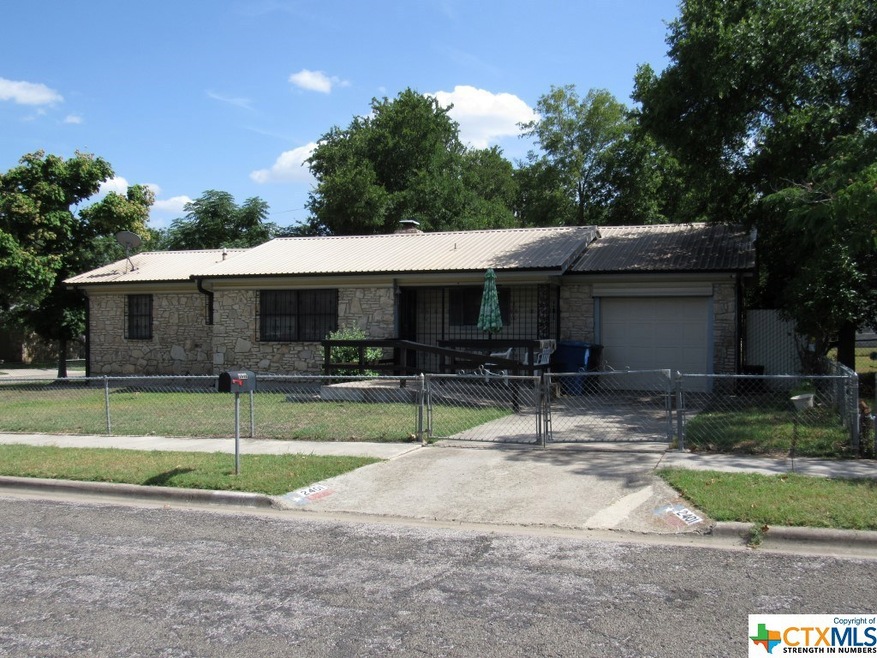 2401 Meadow Ln, Copperas Cove, TX 76522 - photo 1