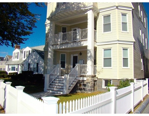 1592 Columbia Rd unit 2, Boston, MA 02127 - photo 1