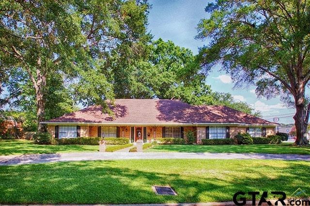 3320 3320 Belmead Ln, Tyler, TX 75701 - photo 1