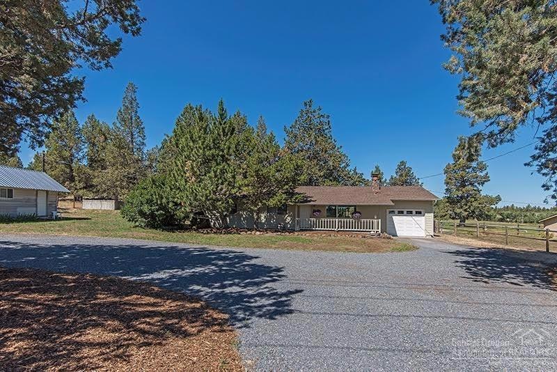 62635 Waugh Rd, Bend, OR 97701 - photo 1