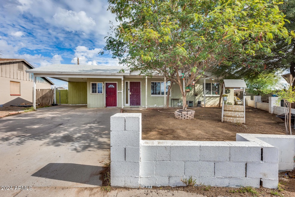 2039 N 56th Ave, Phoenix, AZ 85035 - photo 1