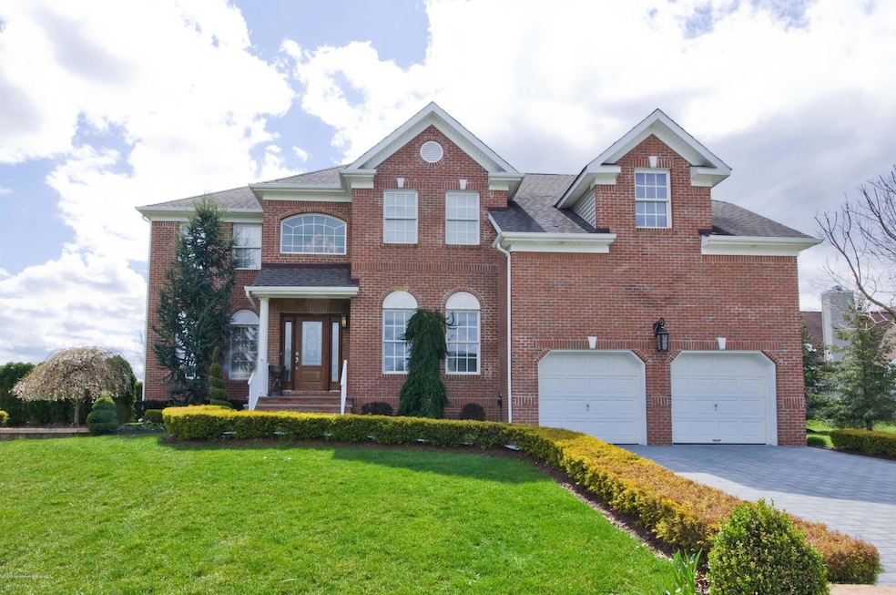 2 Hedgerow Ln, Manalapan, NJ 07726 - photo 1