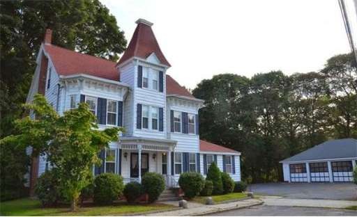 1 Pleasant St, Hudson, MA 01749 - photo 1