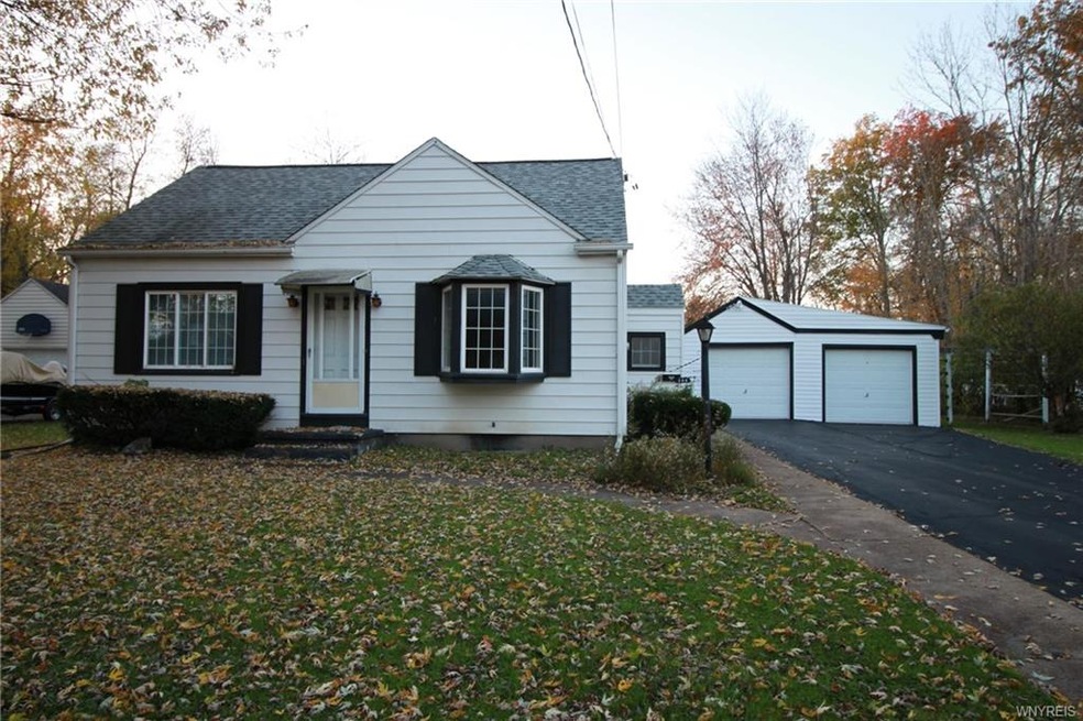 344 North Ave, North Tonawanda, NY 14120 - photo 1