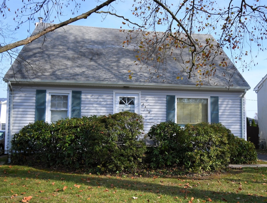 2410 Hamilton Ave, Spring Lake, NJ 07762 - photo 1