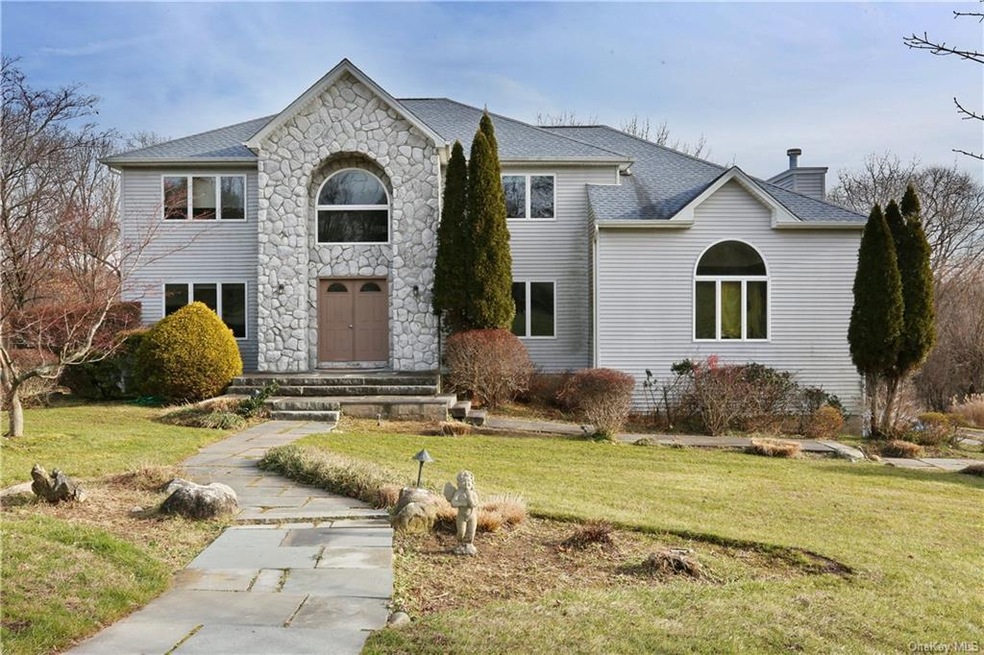 2 Janna Ct, Spring Valley, NY 10977 - photo 1