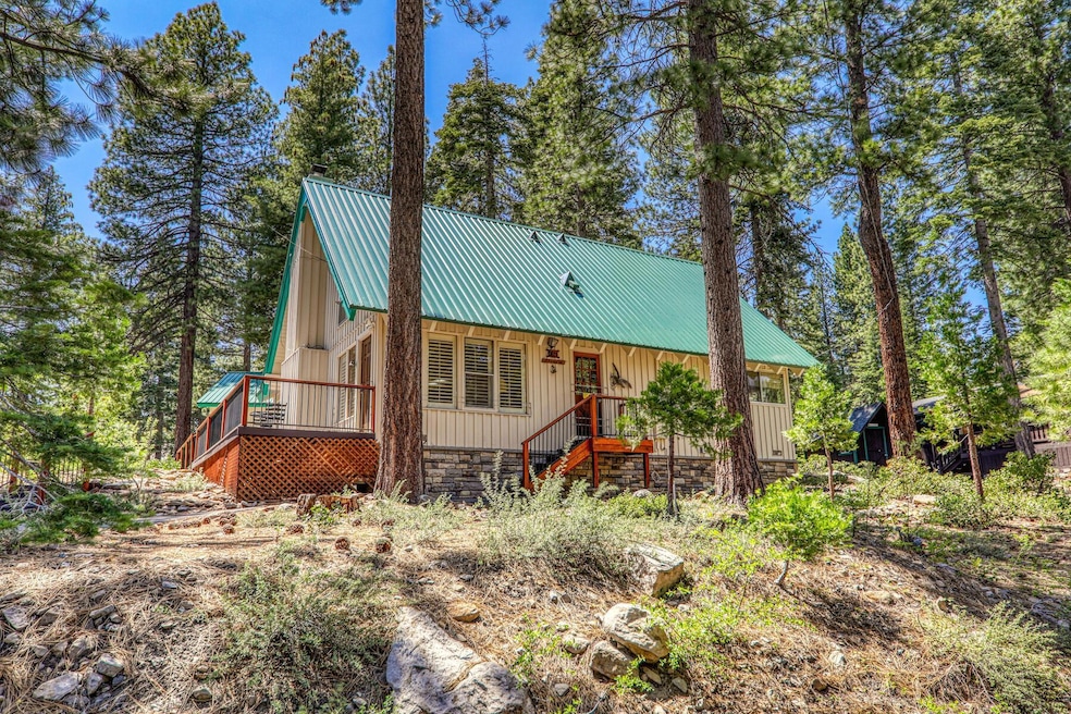 For Sale $1,099,000 • Co-Listing Agent