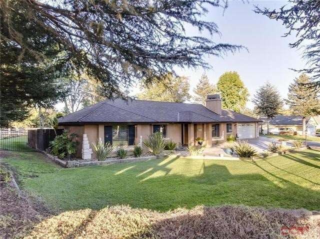 Magnificent setting for this single story home.