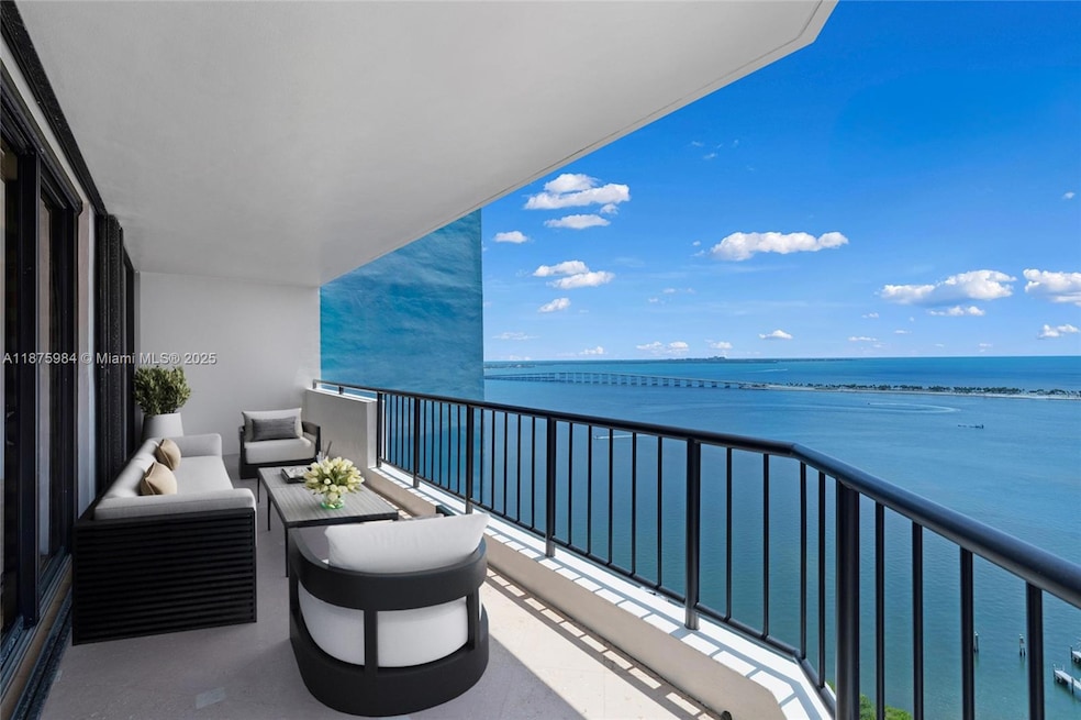 Sold $827,500 • Co-Listing Agent