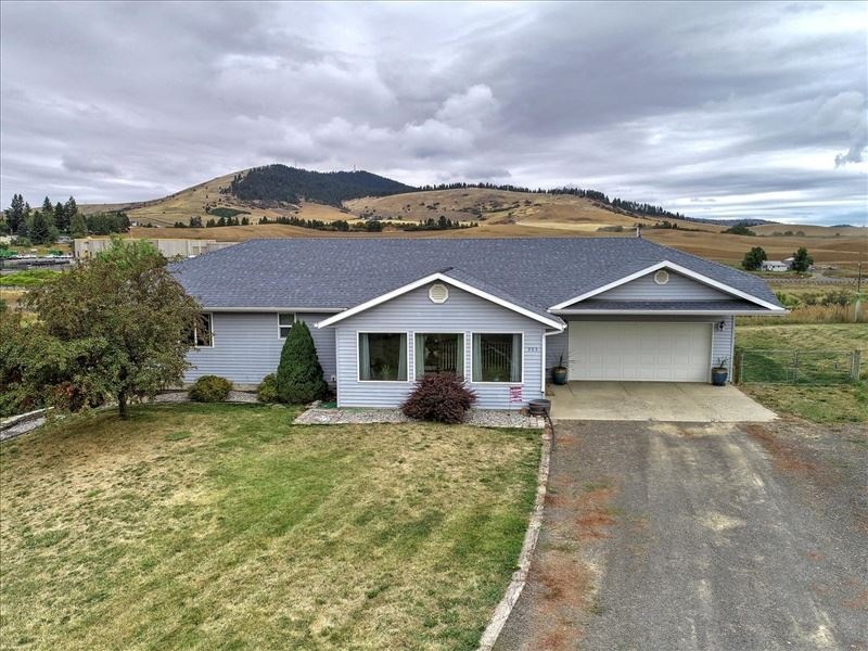 905 E Seamon Rd, Tekoa, WA 99033 - photo 1