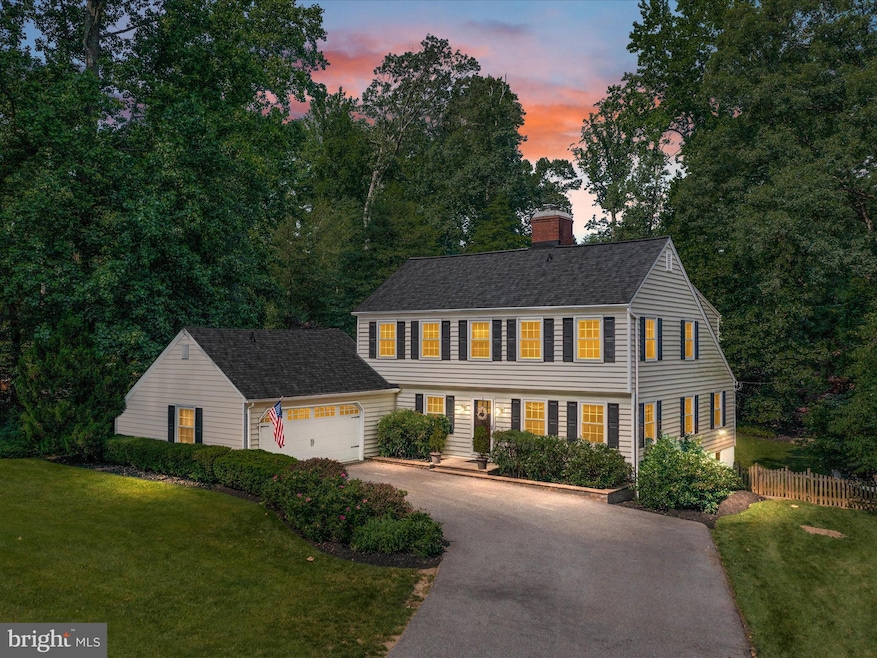 Under Contract $899,000