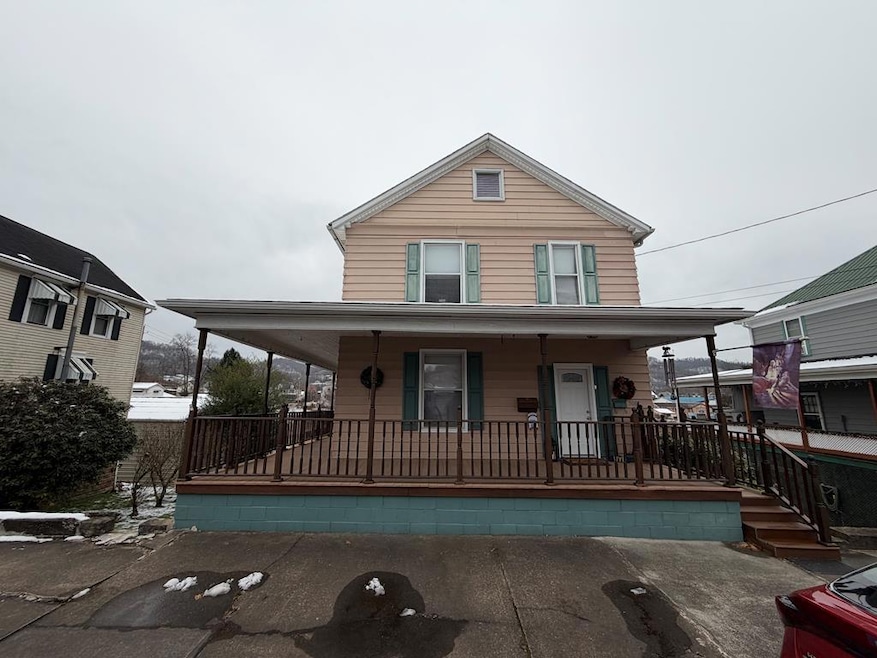 508 Maple Ave, New Martinsville, WV 26155 - photo 1