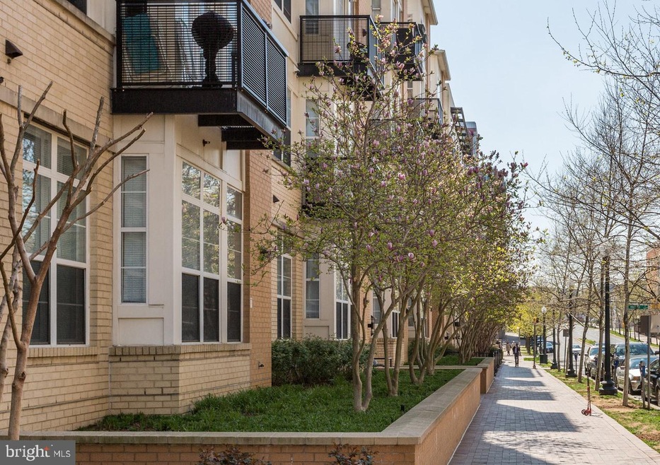 Silverton Condominiums, Silver Spring, MD 20910 - photo 1