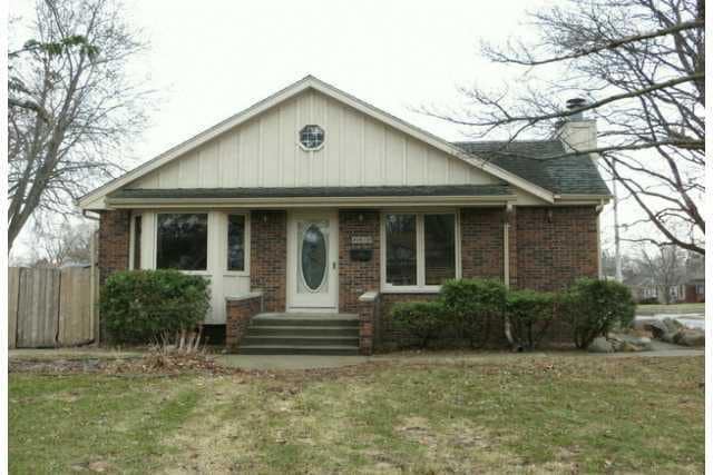 4418 Beaver Crest Dr, Des Moines, IA 50310 - photo 1