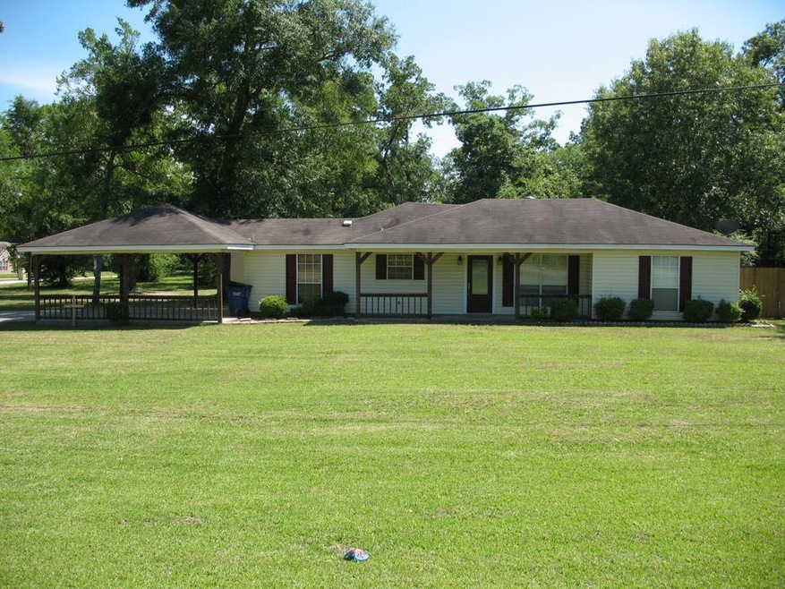 110 Joshua Ln, Lufkin, TX 75904 - photo 1