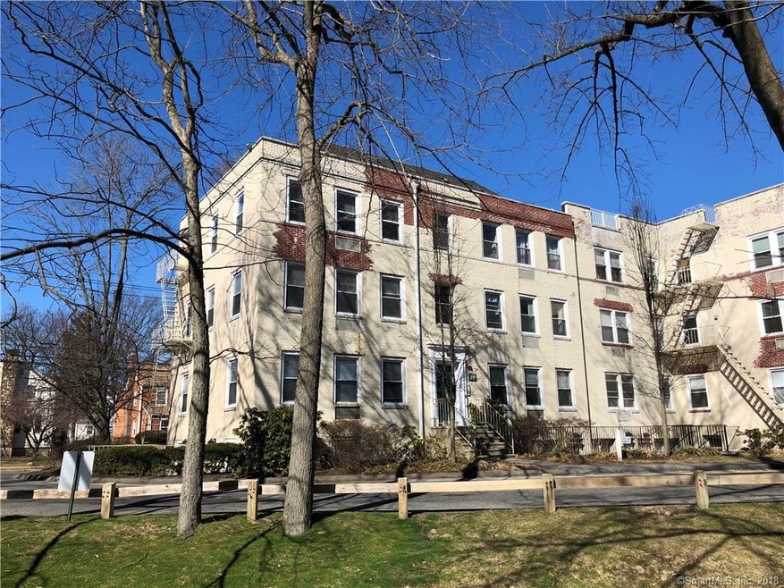 100 Summer St unit 3A, Stamford, CT 06901 - photo 1