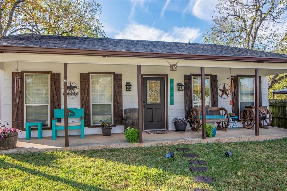 416 E Monterey St, Denison, TX 75021 - photo 1