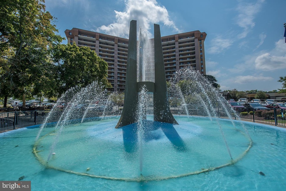 10915 Valley Forge Cir unit 915, King of Prussia, PA 19406 - photo 1