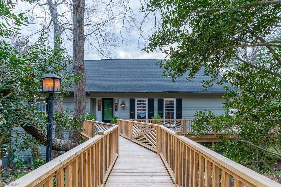 1249 Oakmont Dr, Asheboro, NC 27205 - photo 1